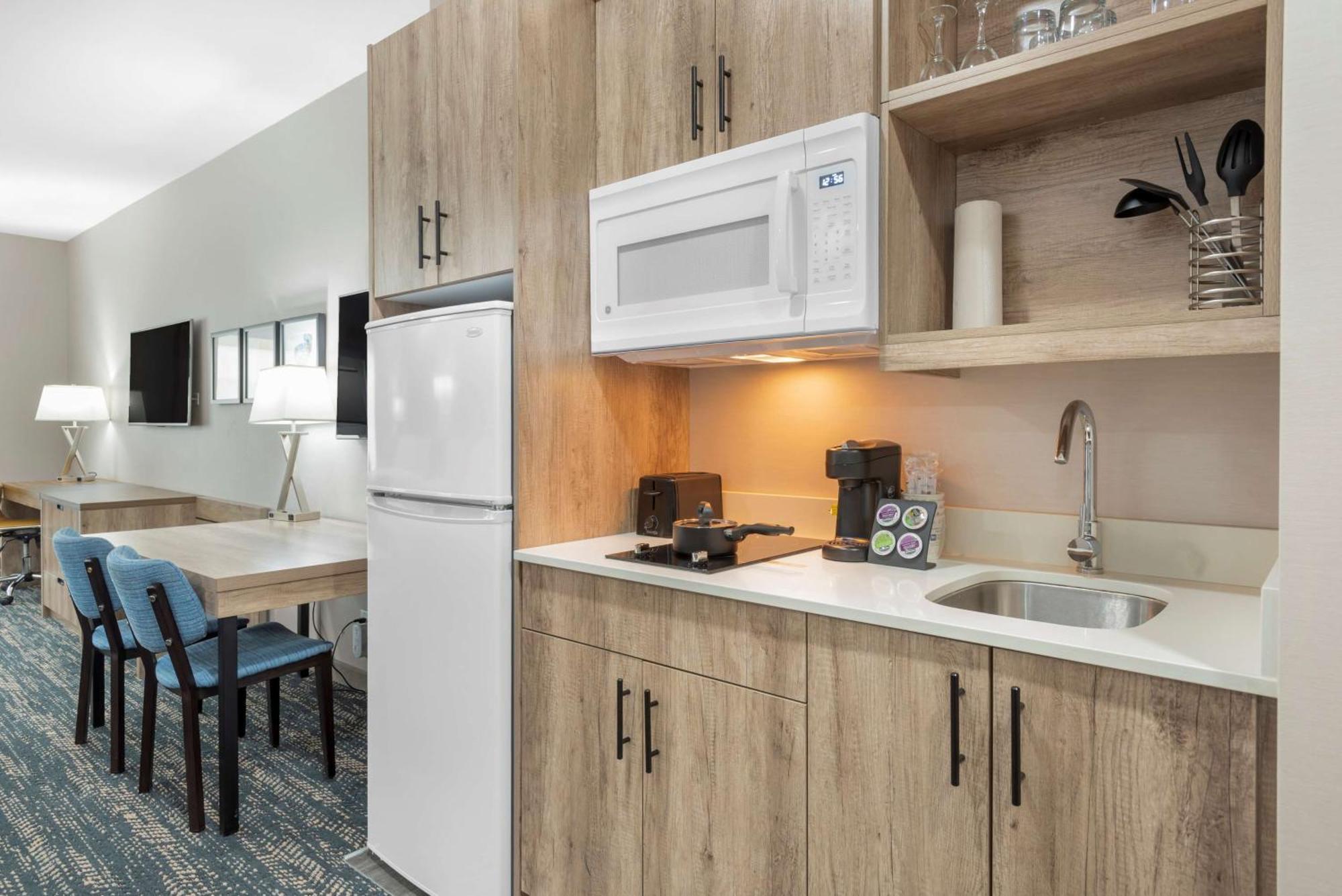 Hotel Western Premier Executive Residency Medicine Medicine Hat